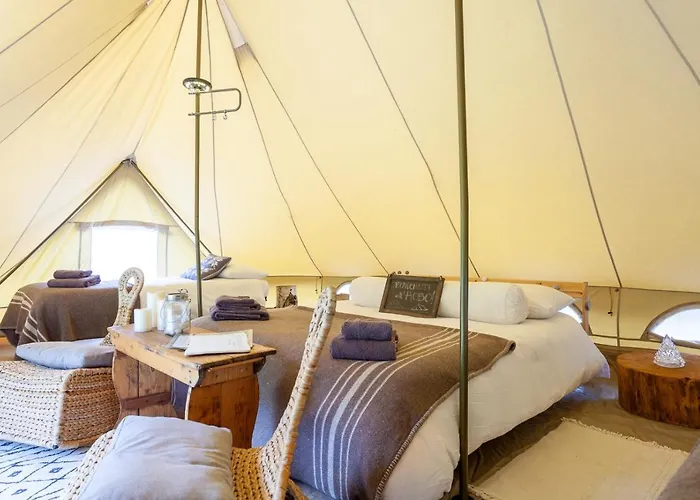 Hobo مكان تخييم كورمايور